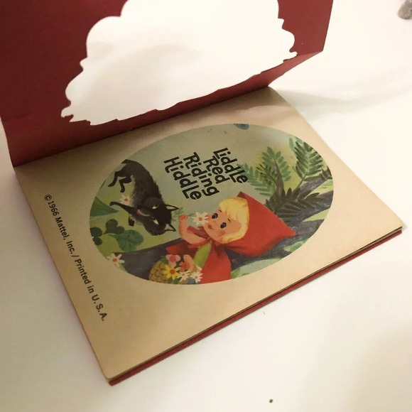 Vintage Liddle Kiddle Red Riding Hiddle Hood Storybook Doll Book Wolf Incomplete - Picture 11 of 16